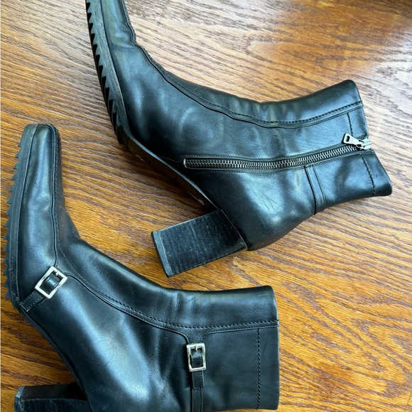 Vintage Prada Leather Ankle Boots - Picture 10 of 10